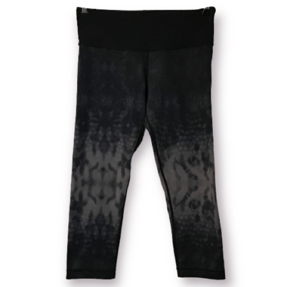 LULULEMON LEGGINGS SIZE 6
